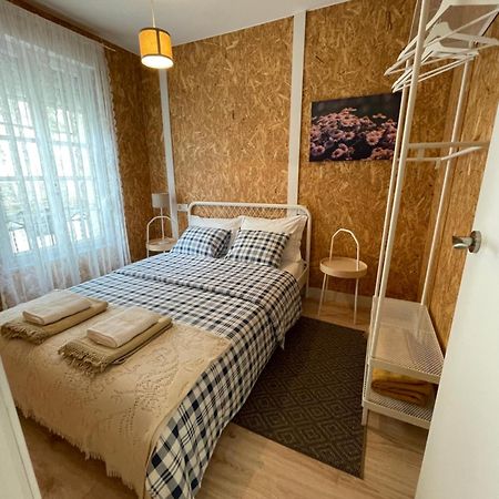 Apartamento Obispo Salvado ตุย ภายนอก รูปภาพ
