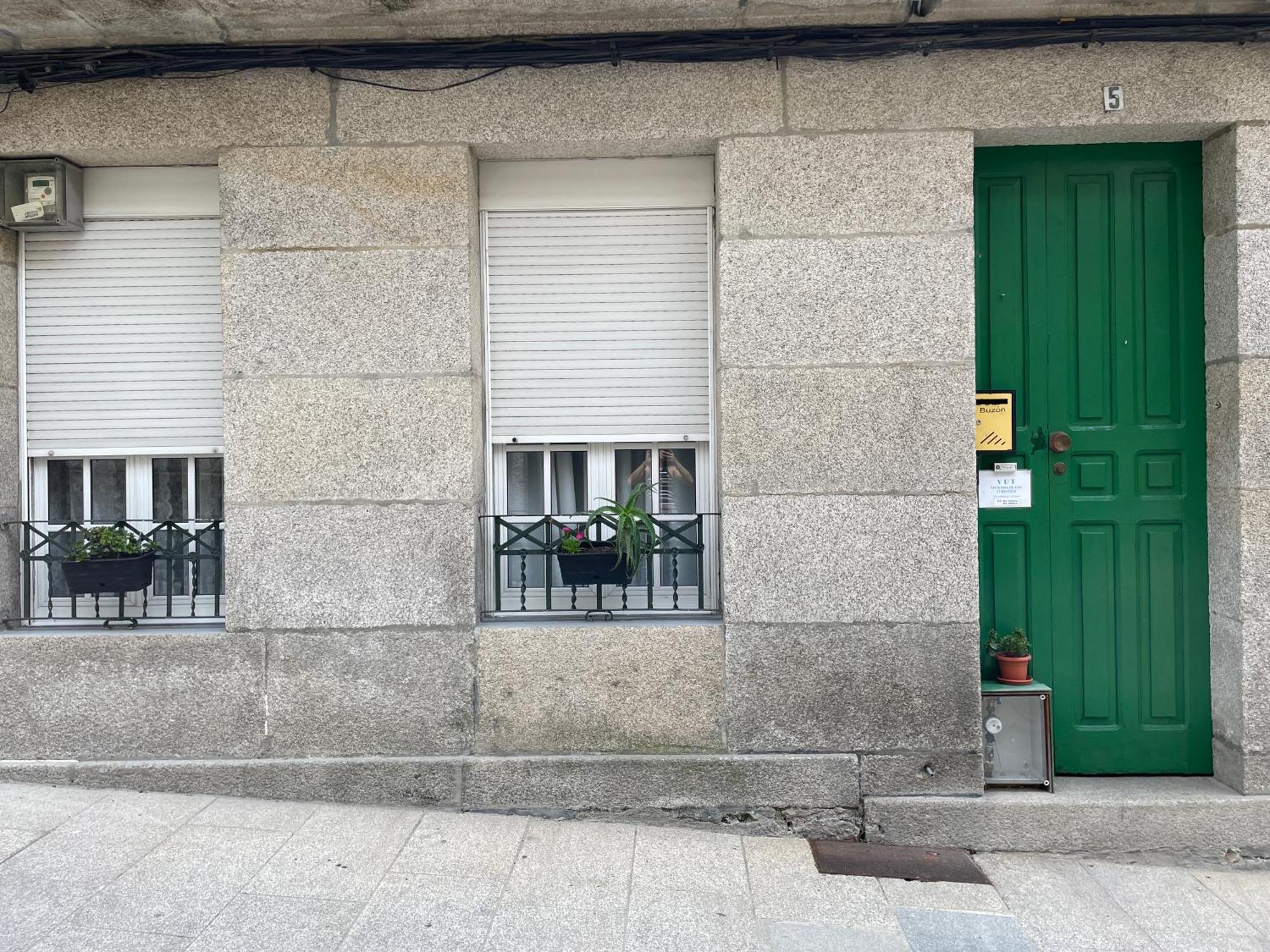 Apartamento Obispo Salvado ตุย ภายนอก รูปภาพ